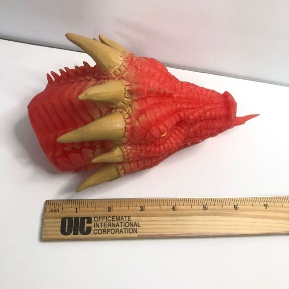 schilling dragon hand puppets lot of 2 red and green squishy rubber - Picture 3 of 3